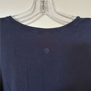 VGUC Lululemon T-shirt Size S
